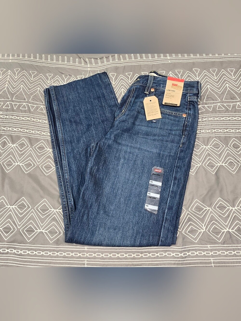 Levis Low Pro Midrise Straight Leg Jeans Size 26